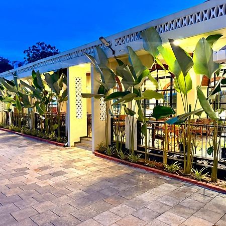 Jaladarshini Lakeside Gardens Bed & Breakfast Kollam Luaran gambar